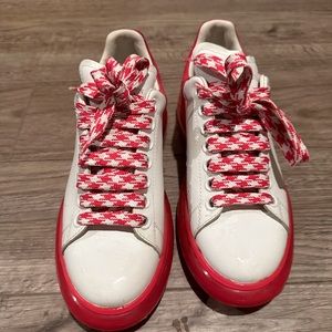 Alexander McQueen like new sneakers